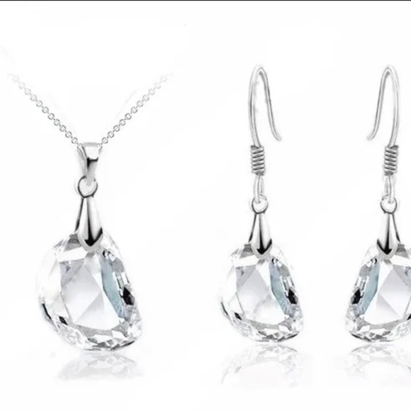 Jewelry - White Crystal on Sterling Silver